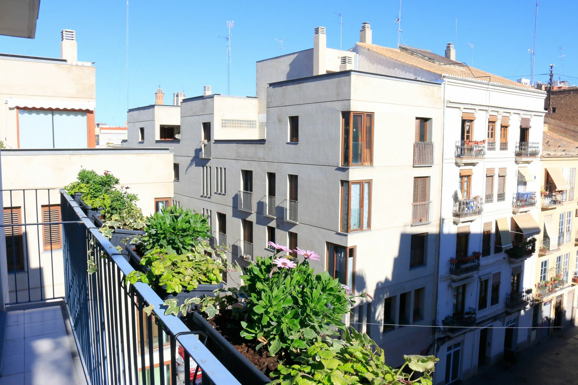 Ecobet Apartments Valence Extérieur photo